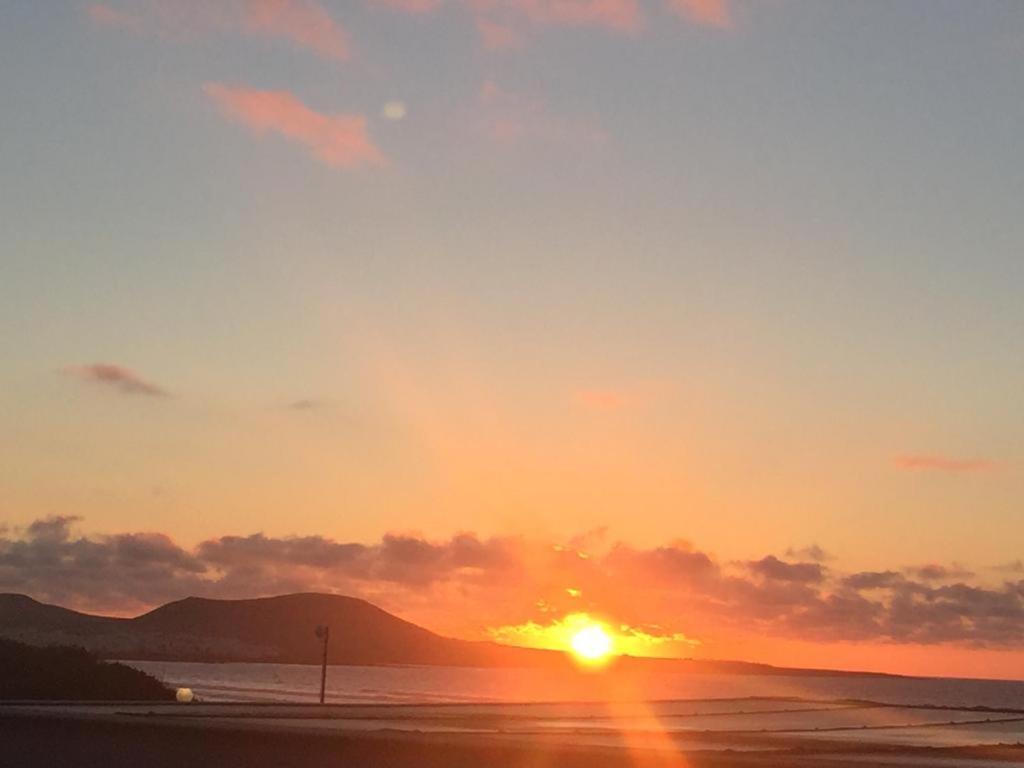 Apartment In Famara Beach テギセ エクステリア 写真